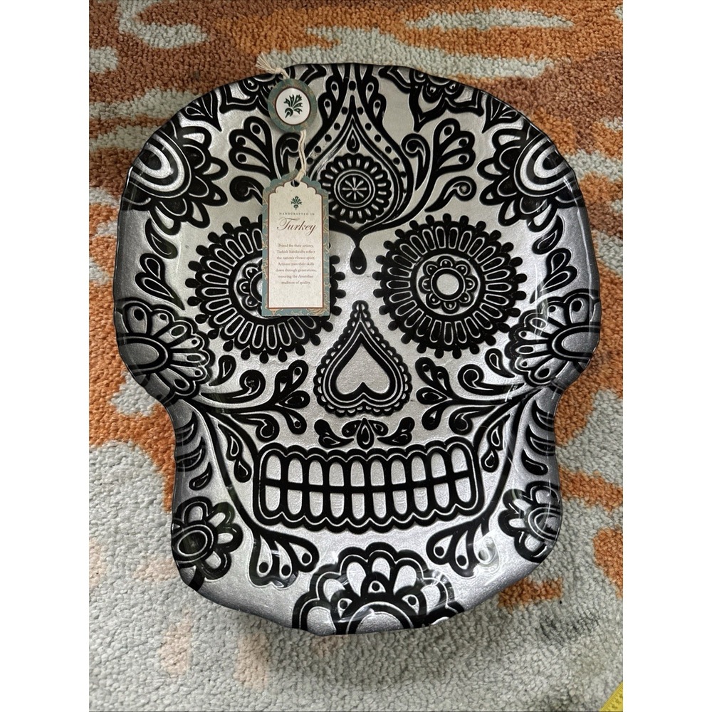 HUGE Akcam GLASS SUGAR SKULL BOWL.. SILVER ON BLACK  HALLOWEEN CANDY BOWL TRAY.